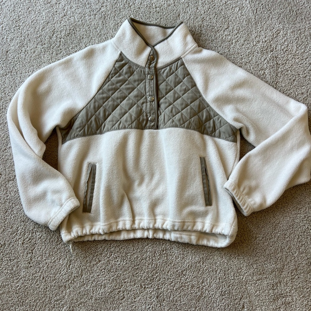 Cream and Gray Quilted Pullover